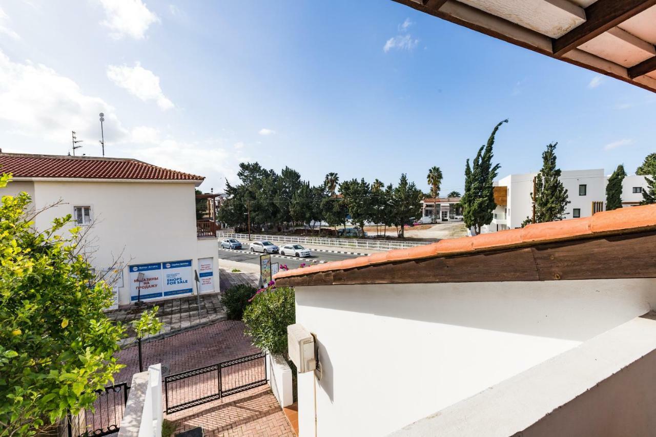 Papaya Villa